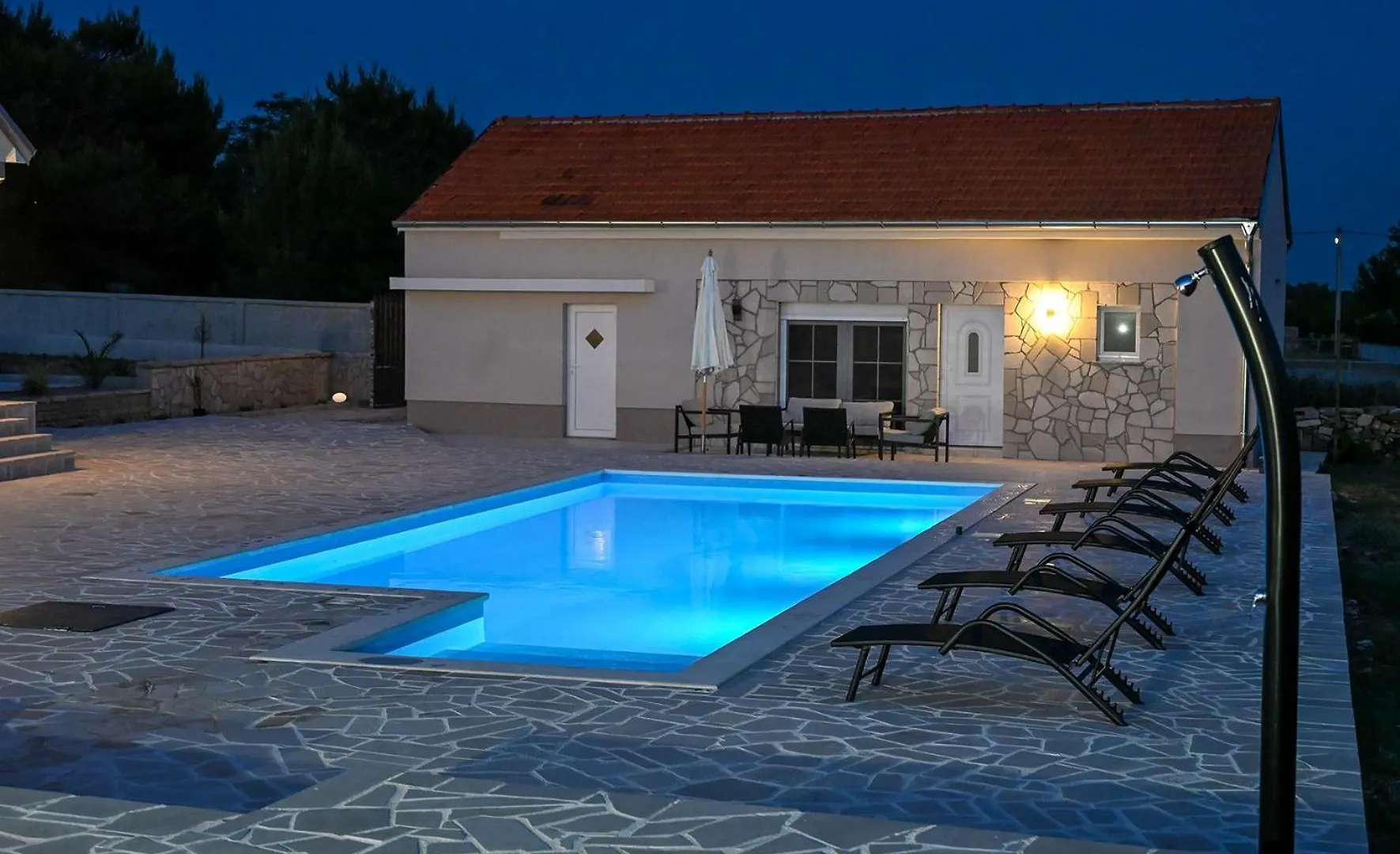 Holiday Home Marija With Pool Bukovic